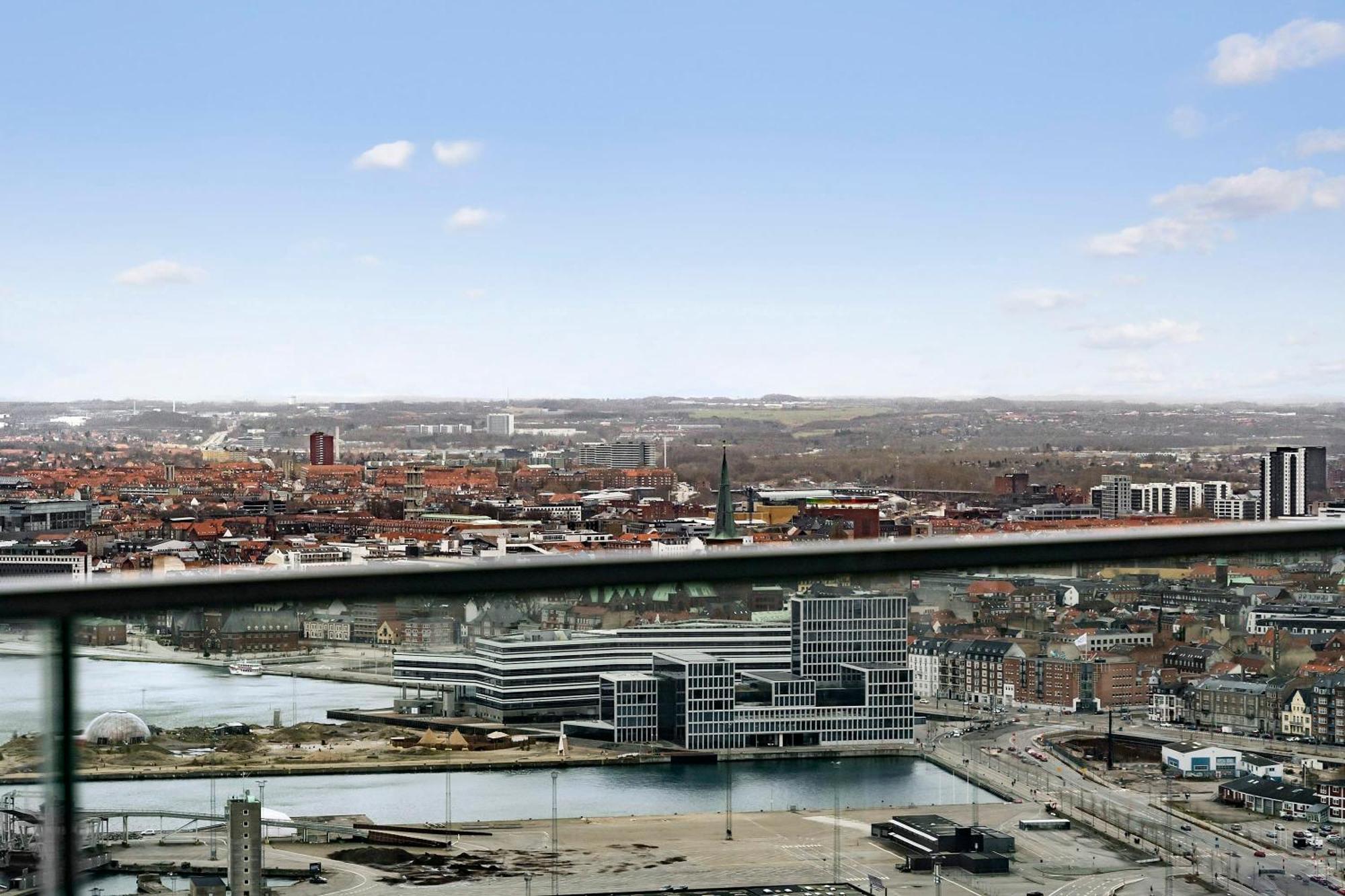 Penthouse Paradise On 39Th Floor Apartamento Århus Exterior foto